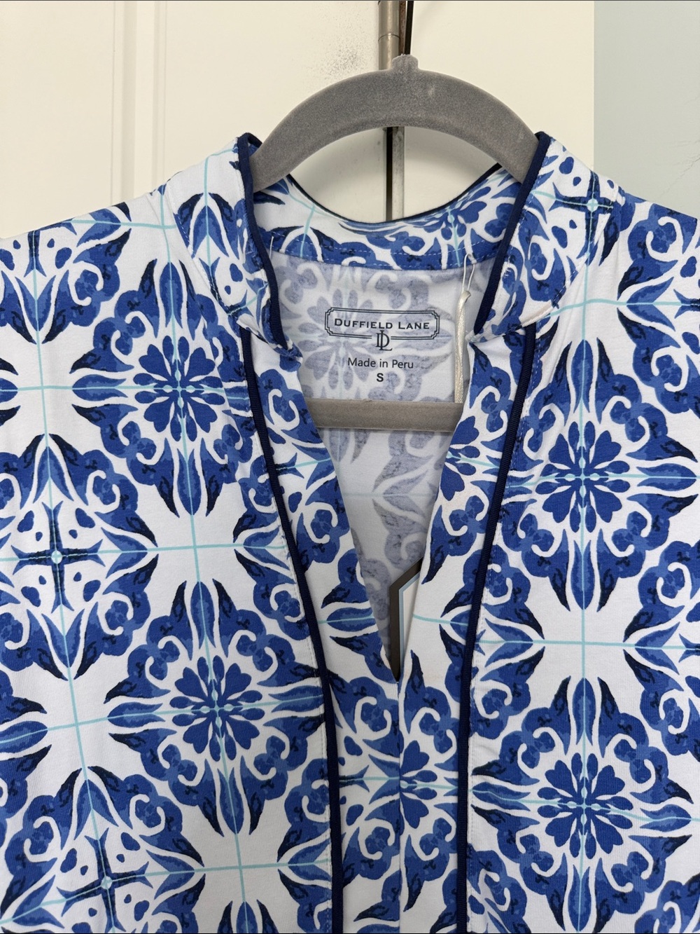 Duffield Lane Blue and White Tile-Print Robin Dress - Sz Small (NWT) - Picture 3 of 5